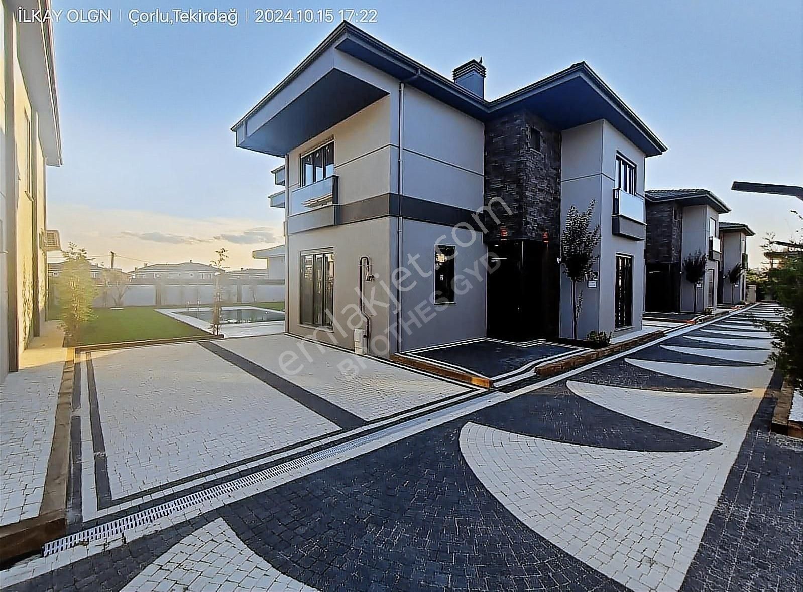 Brothersdan Önerlerde 310m2 5+1 İskanlı Satılık Sıfır Villa - Görsel 6