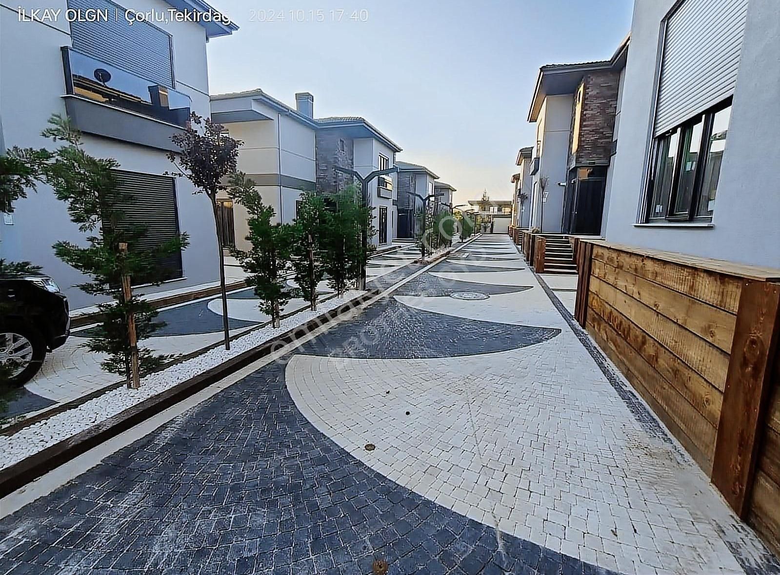 Brothersdan Önerlerde 310m2 5+1 İskanlı Satılık Sıfır Villa - Görsel 29