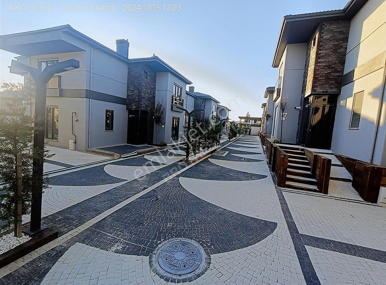 Brothersdan Önerlerde 310m2 5+1 İskanlı Satılık Sıfır Villa - Görsel 27
