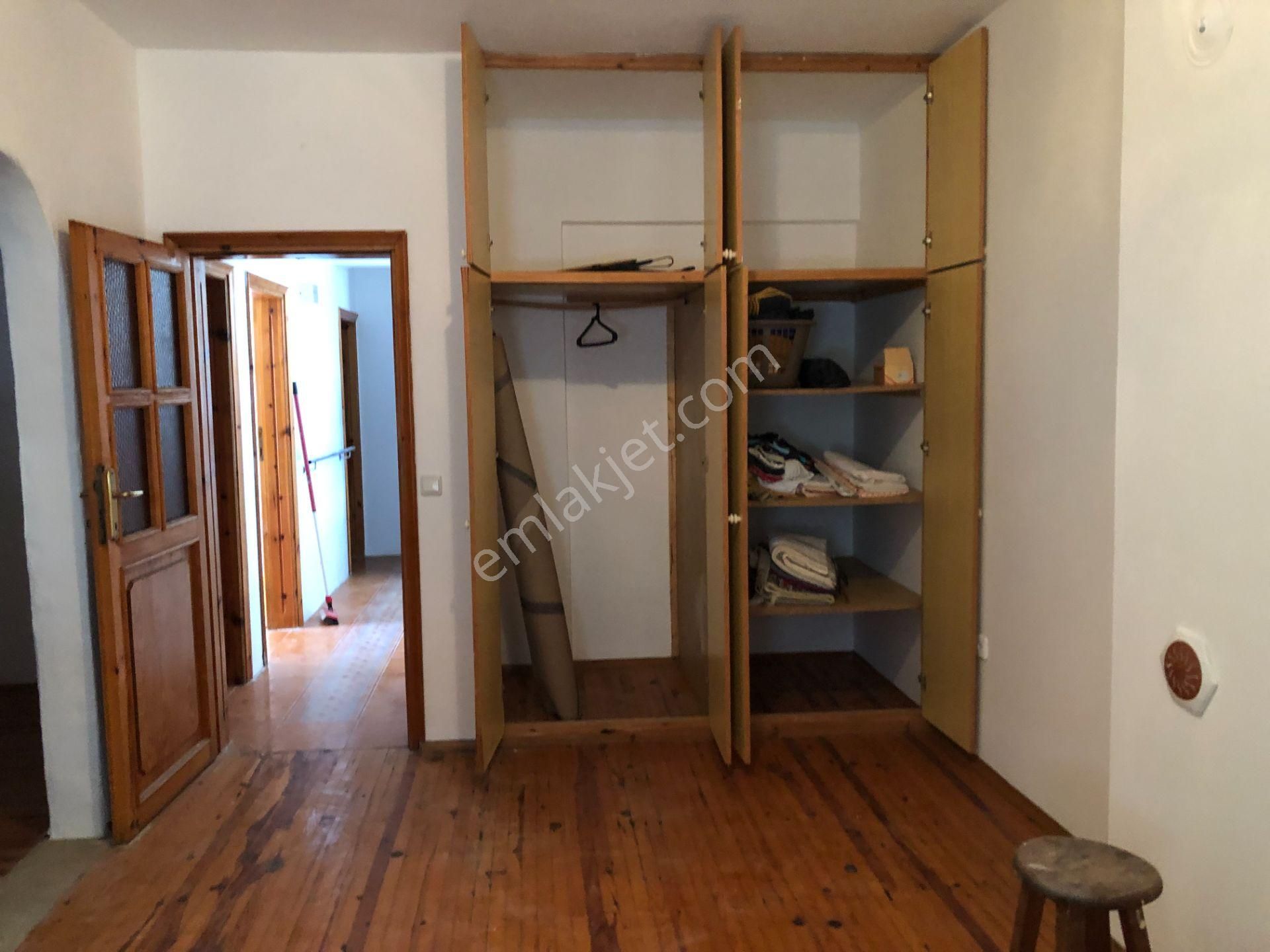 Şarköy De Işık Emlaktan Camikebir Mah De 6+1 150 M2 Mustakil Villa - Görsel 8