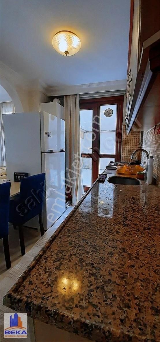 Üsküdar Merkezde Genç Binada Bahçe Katı Satılık 2+1 Daire - Görsel 15