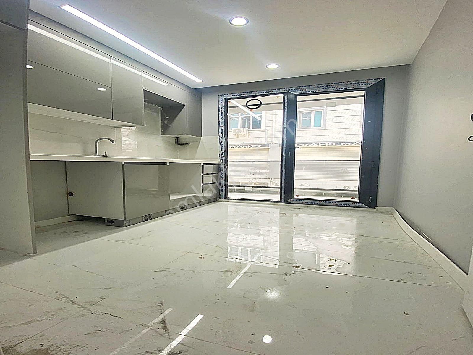 Güzelyurt Metrobüse Yürüme Mesajesinde Sıfır 2+1 Arakat!!!