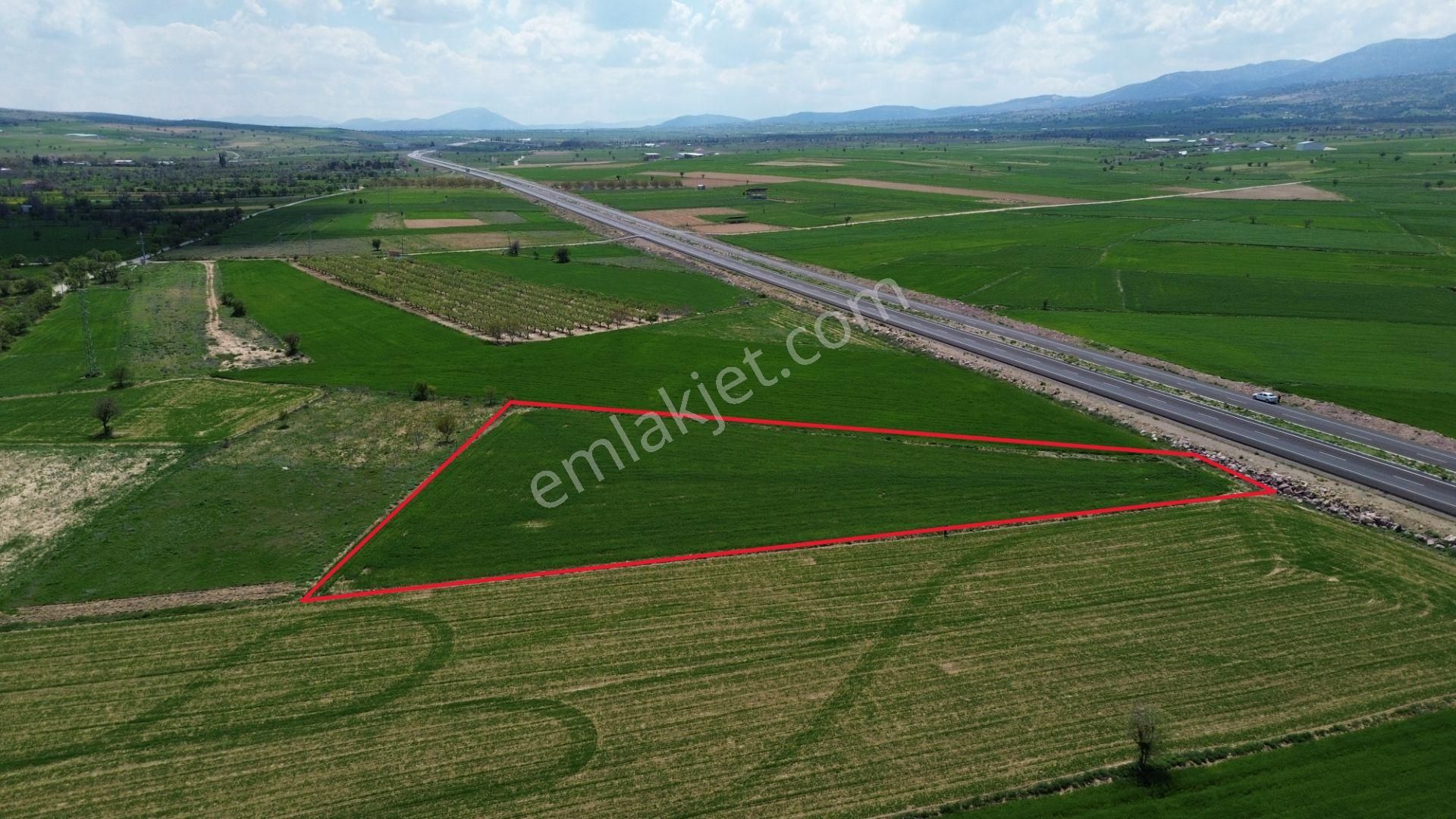 Korkuteli Bozovada Yeni Çift Yol Kenarında Satılık 5650 M2 Tarla - Görsel 11