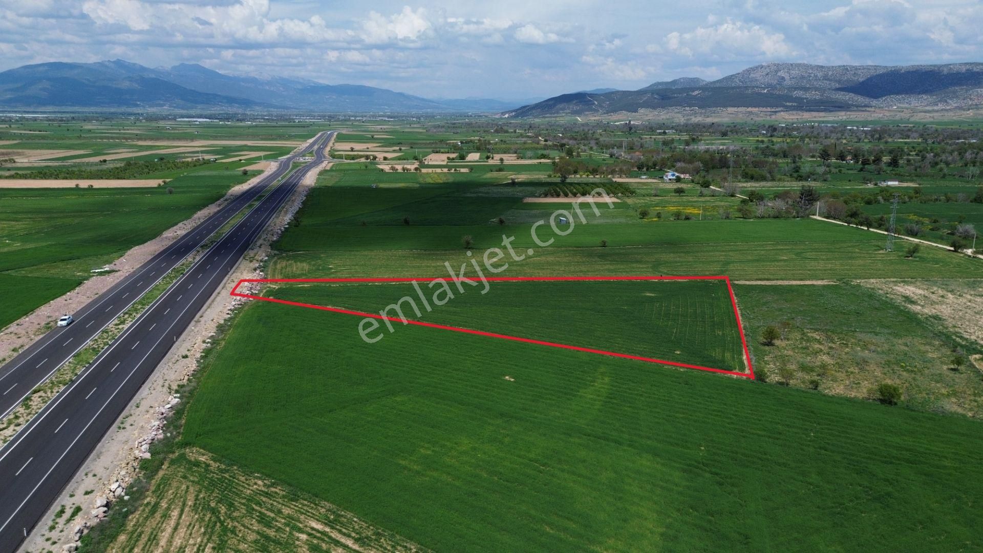 Korkuteli Bozovada Yeni Çift Yol Kenarında Satılık 5650 M2 Tarla - Görsel 7