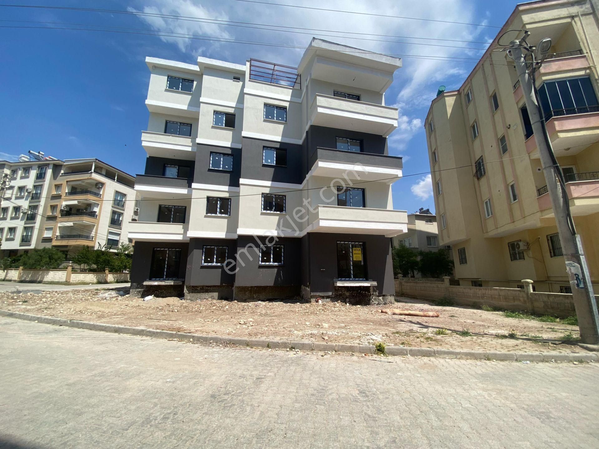 Aydın Didim Yeni Mahallede Merkezi Konumda Köşe Başı Sıfır 2+1 Daire