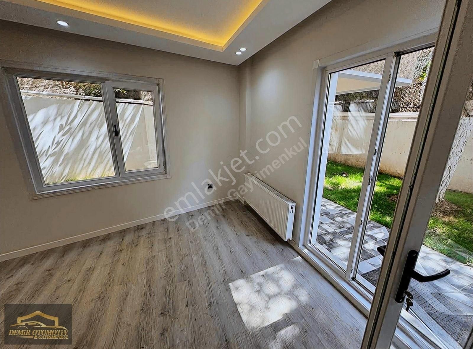 Küçükyalı Mah. Minibüs Yolunda 3+1 120 M2 Ful Restoreli Daire