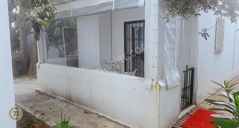 Century21'den Marina Arkası 1+o Daire
