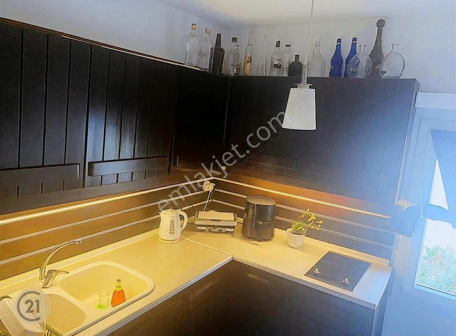 Century21 Den Marina Arkası Satılık 2+1 Teraslı Daire.