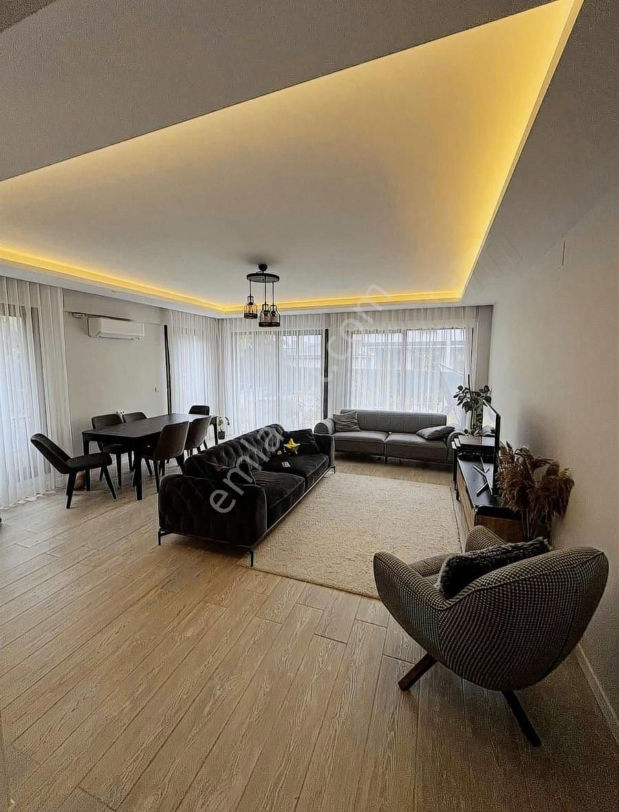 Emrah Emlaktan Medar Mahallesinde Lüks Satılık Villa - Görsel 16