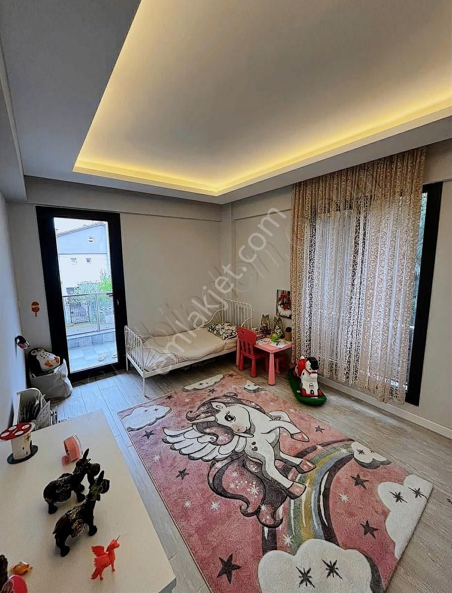 Emrah Emlaktan Medar Mahallesinde Lüks Satılık Villa - Görsel 24