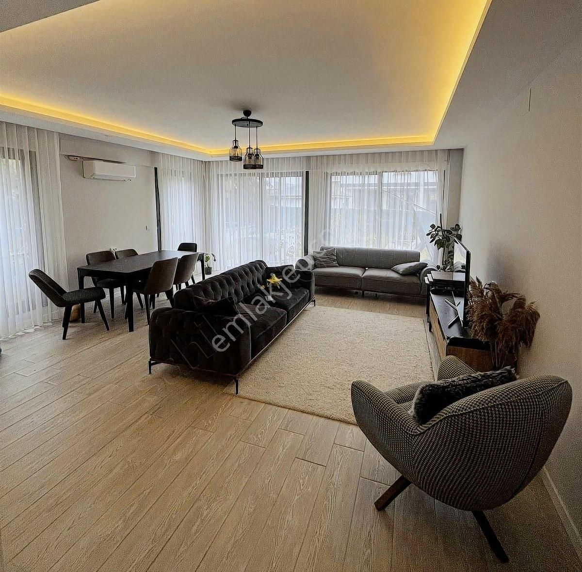 Emrah Emlaktan Medar Mahallesinde Lüks Satılık Villa - Görsel 5