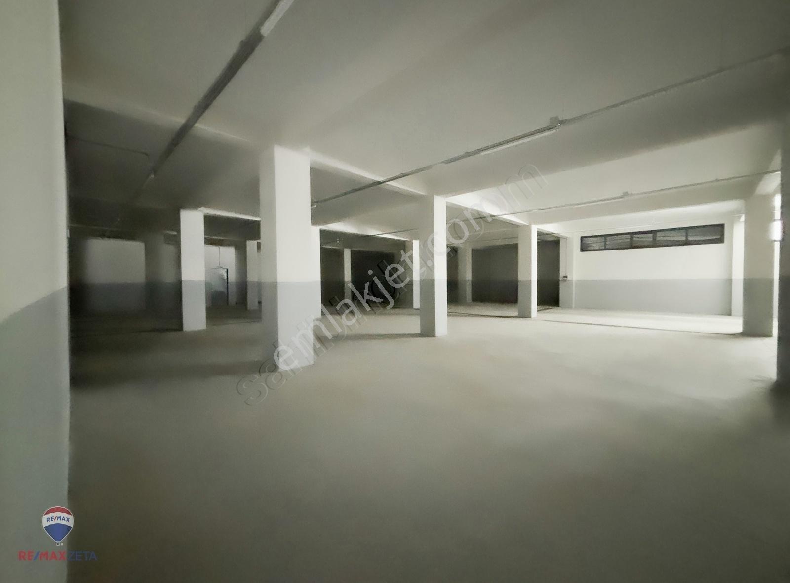 İzmir Işıkkent Ayakkabıcılar Sitesinde Kiralık 1.550 M2 İş Yeri - Görsel 34
