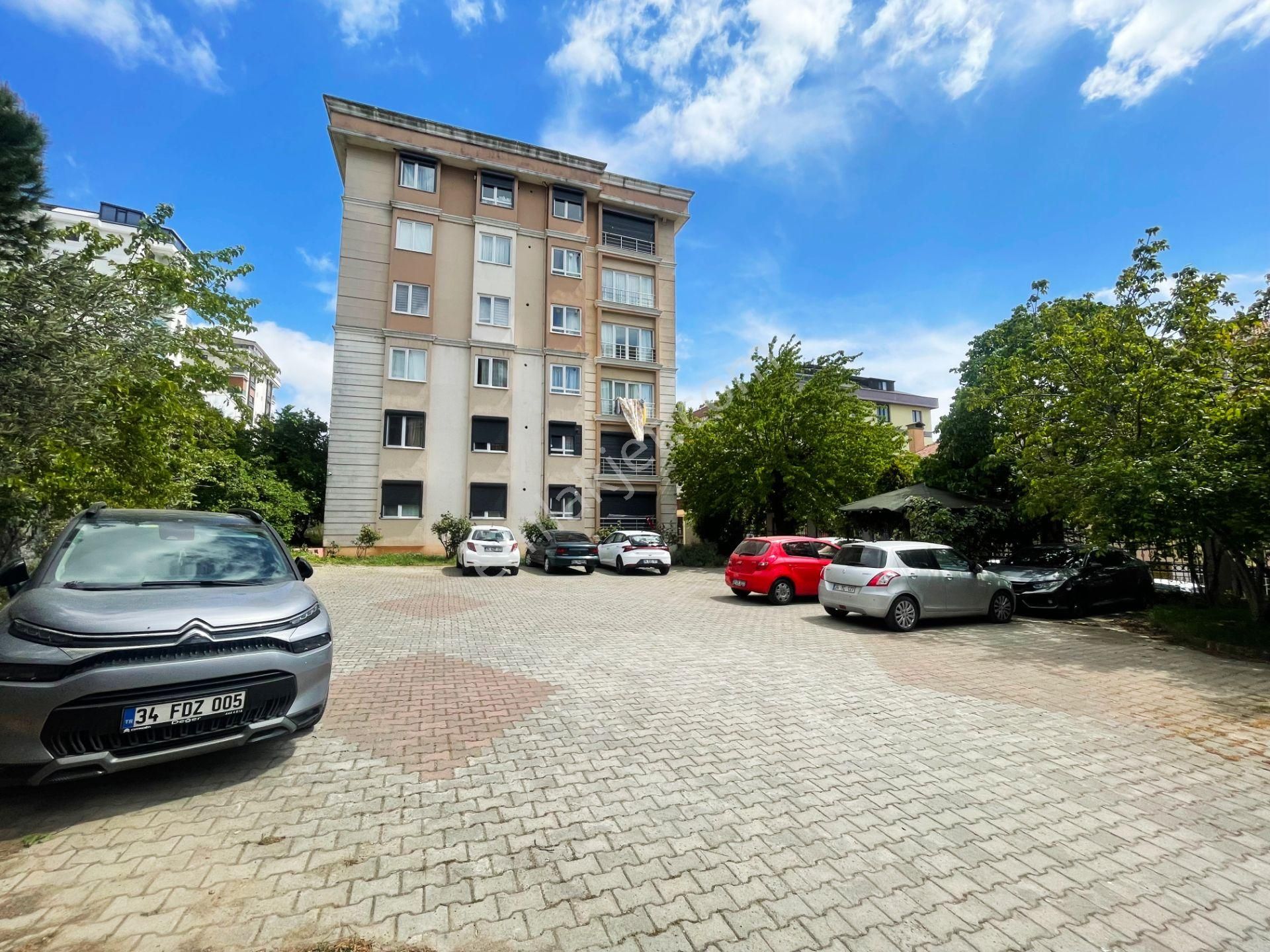 Mertcan Dan E'5e Ve Metroya Yürüme 3+1 Perde Betonlu - Geniş Arsa Paylı