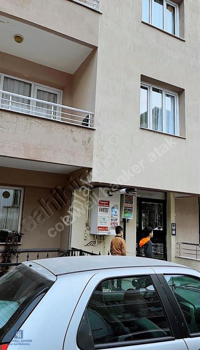 İzmir Ayrancılar Merkezde Satılık 3+1 Daire