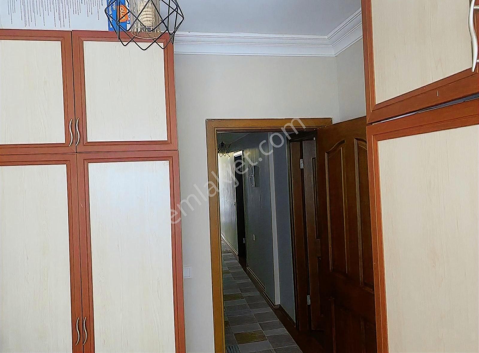 Arte Gayrimenkul'den Kemeraltın'da Satılık Bakımlı Düz Daire