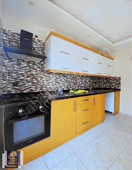 Gültepe'de 2+1geniş Oturumlu Bilim Ve Teknoloji Üniversite Yanı