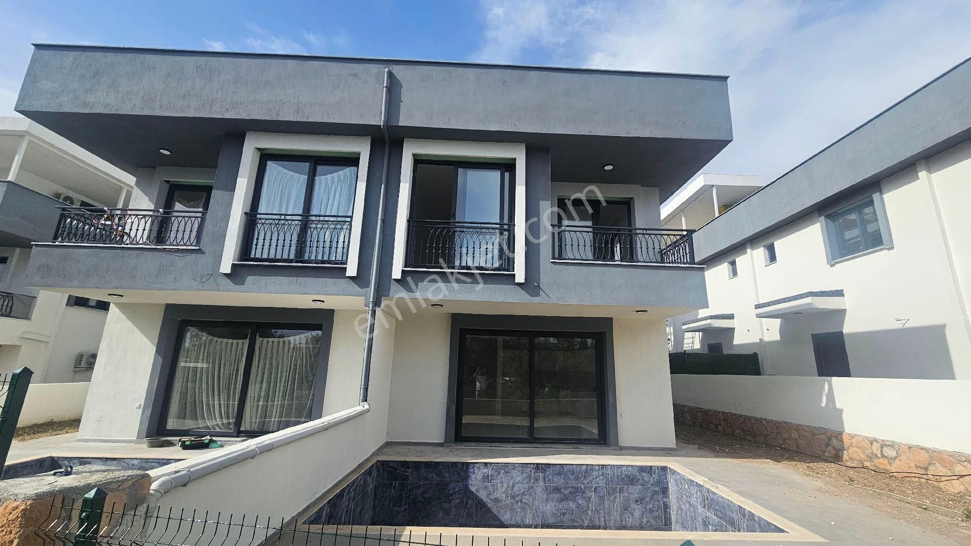 Didim'de Satılık Havuzlu Villa 3+1