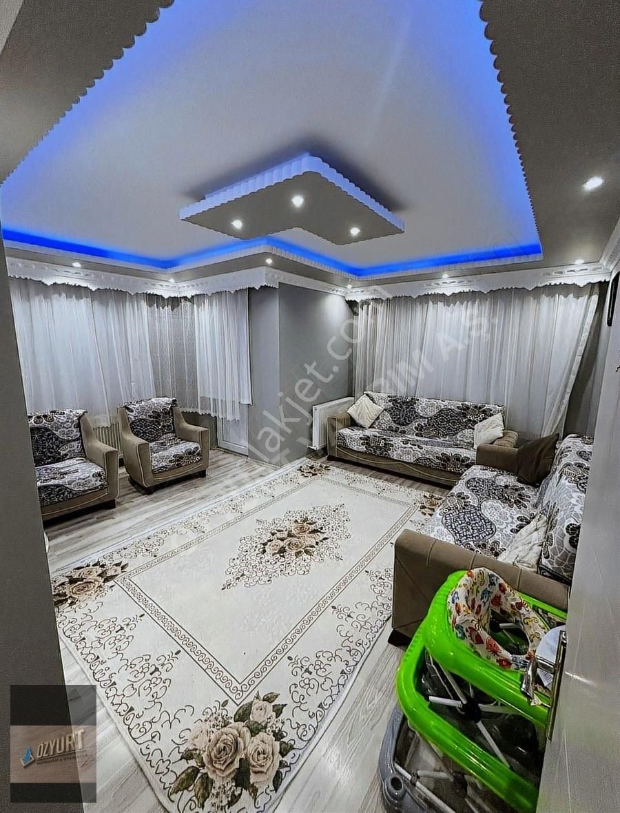 **özyurt Yatırım A.ş.de Okul Ulaşım Pazar Dibi 2+1 Daire
