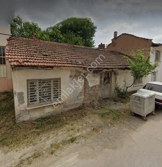 Çayır Mahallesi 3 Parça Halinde Toplam 557 M2 Arsa