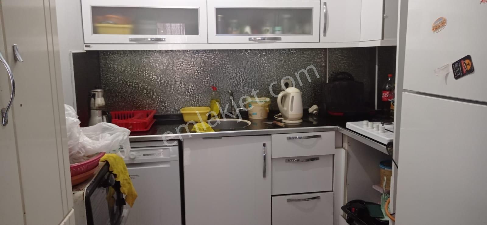 İzmirtorbalı Ayrancılar Merkezde Acill Satılık 1+1 Daire Y.giriş