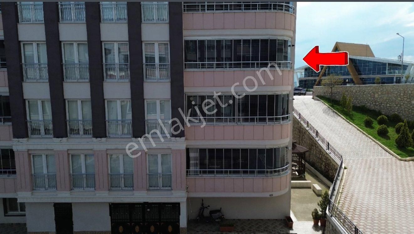 Şeker Park Sitesinde 3. Kat 3+1 Daire