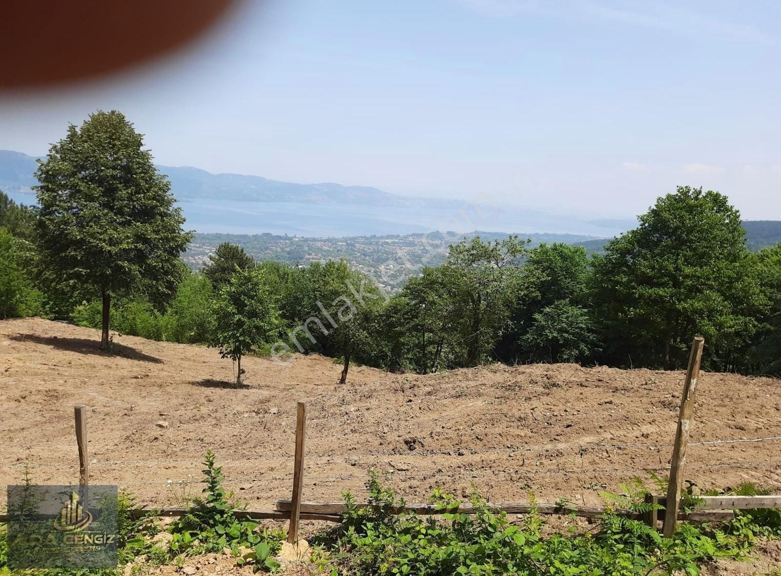 Sapanca Da Turizm +konut İmarlı Kesintisiz Göl Manzaralı Arsa