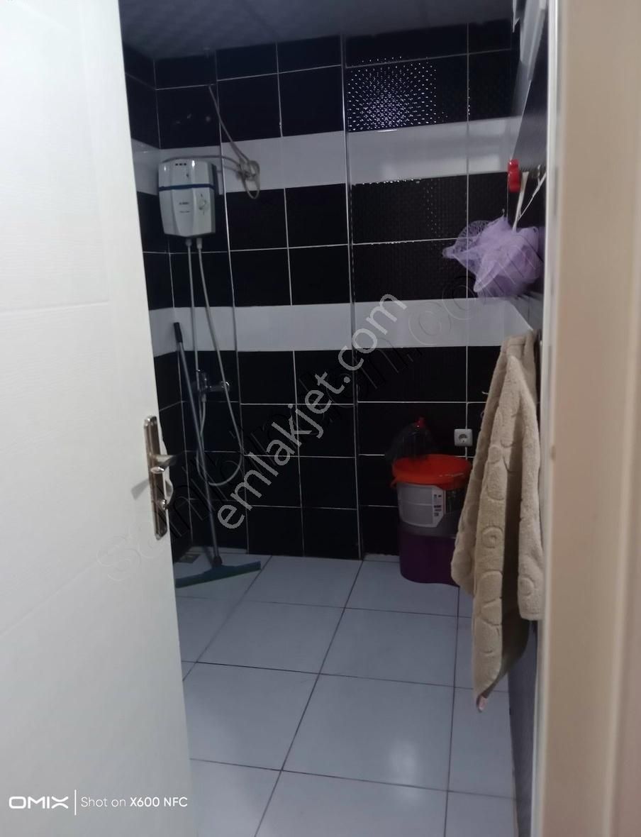 İncirlik'te Yatay Mimari Geniş Oturumlu 3+1 Cazip Daire
