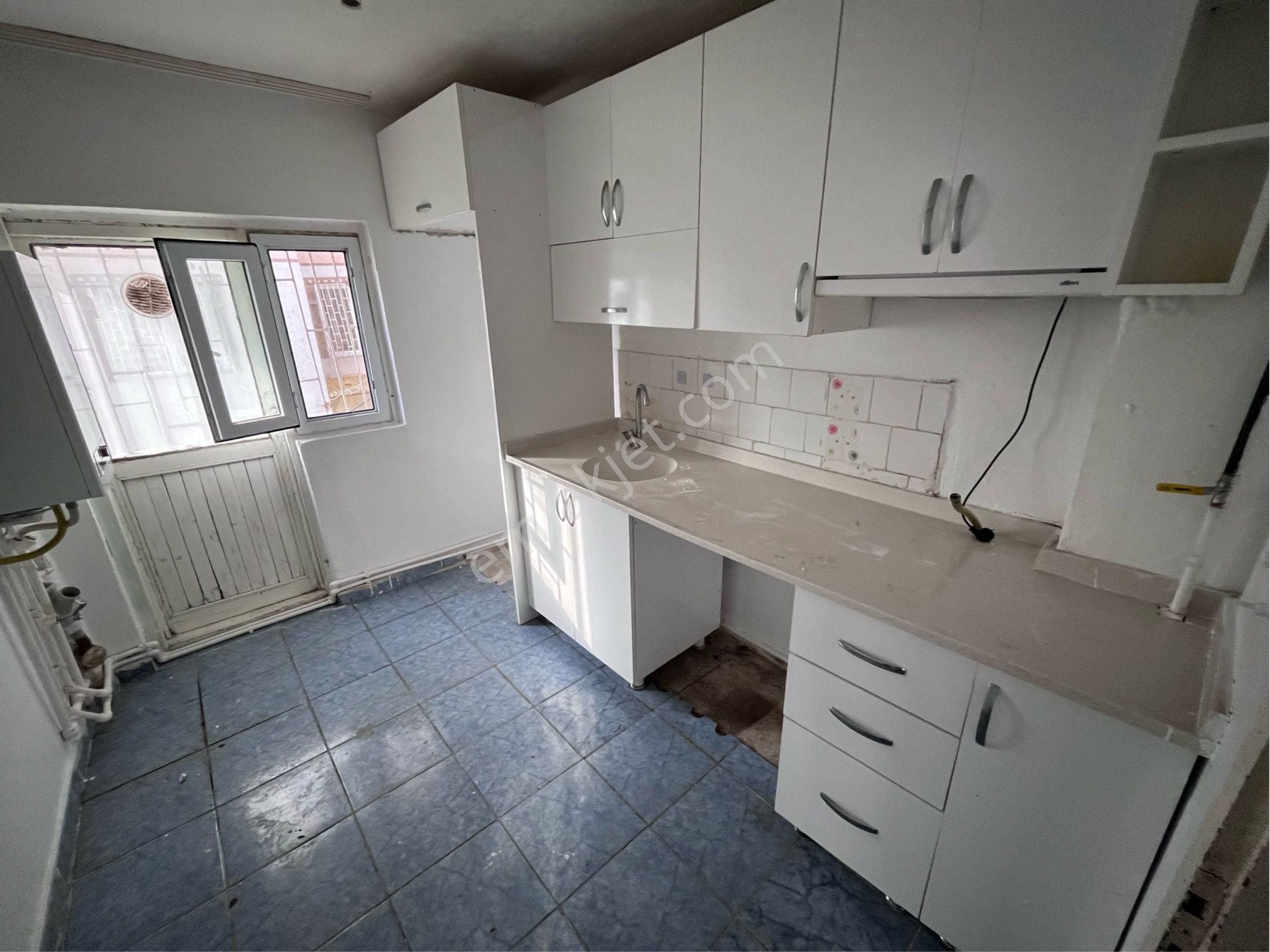 Sincan Mareşal Çakmak Mh.'de 3+1 Kiralık Daire