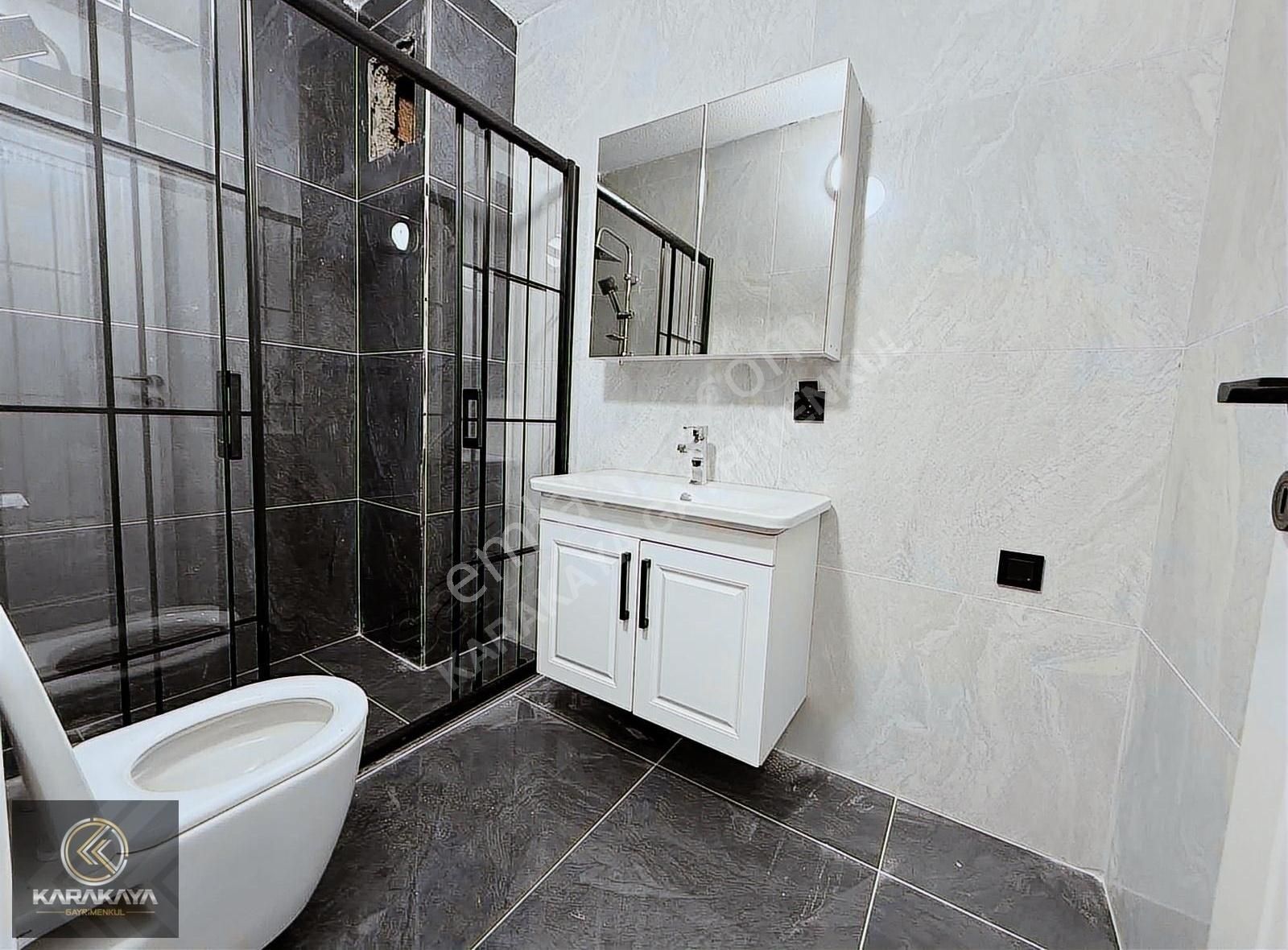 Kazımkarabekir Mahallesinde 2+1 95 M2 * Fırsat * Arakat