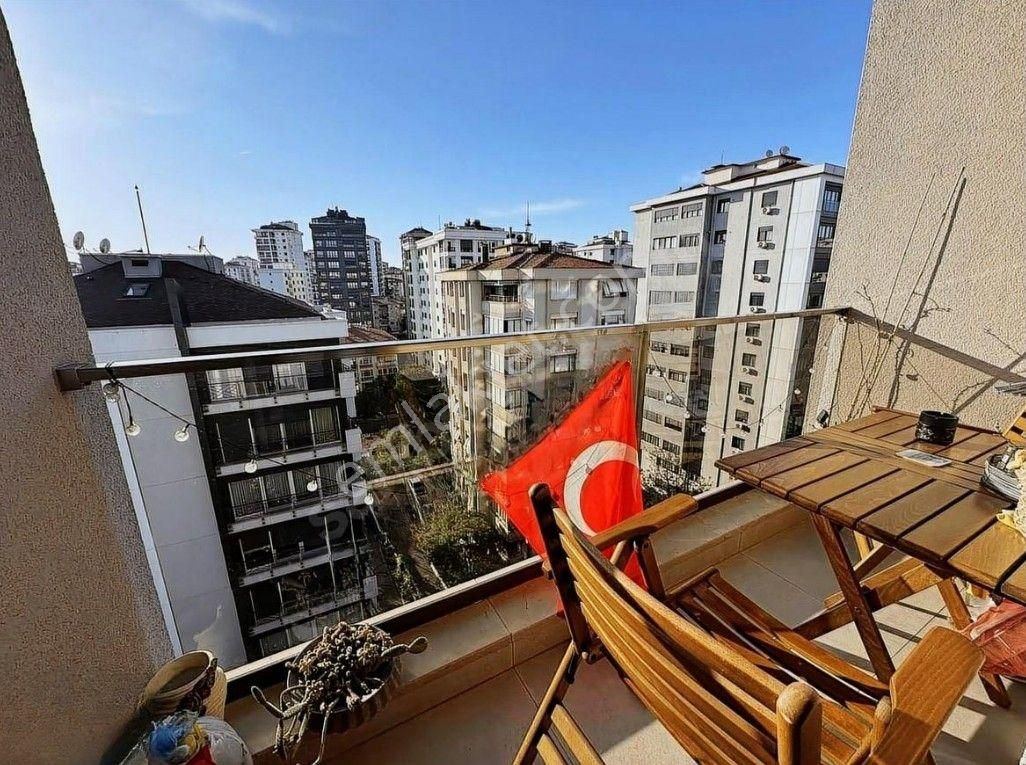 Eriş Emlak Dan Kozyatağında İskanlı Çift Banyo Balkonlu 3 Yaşında Binada 3+1 Fırsat Daire