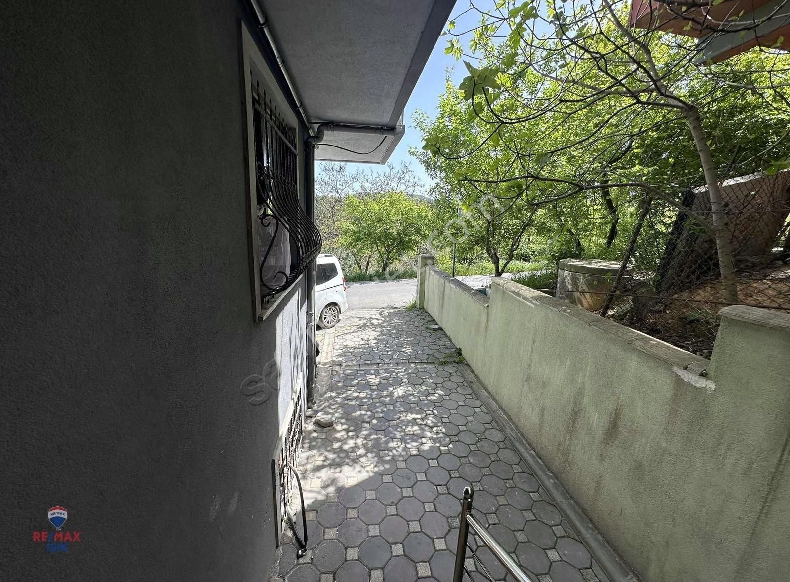 Sancaktepe Ortadağda Fatih Mah 3+1 140m2