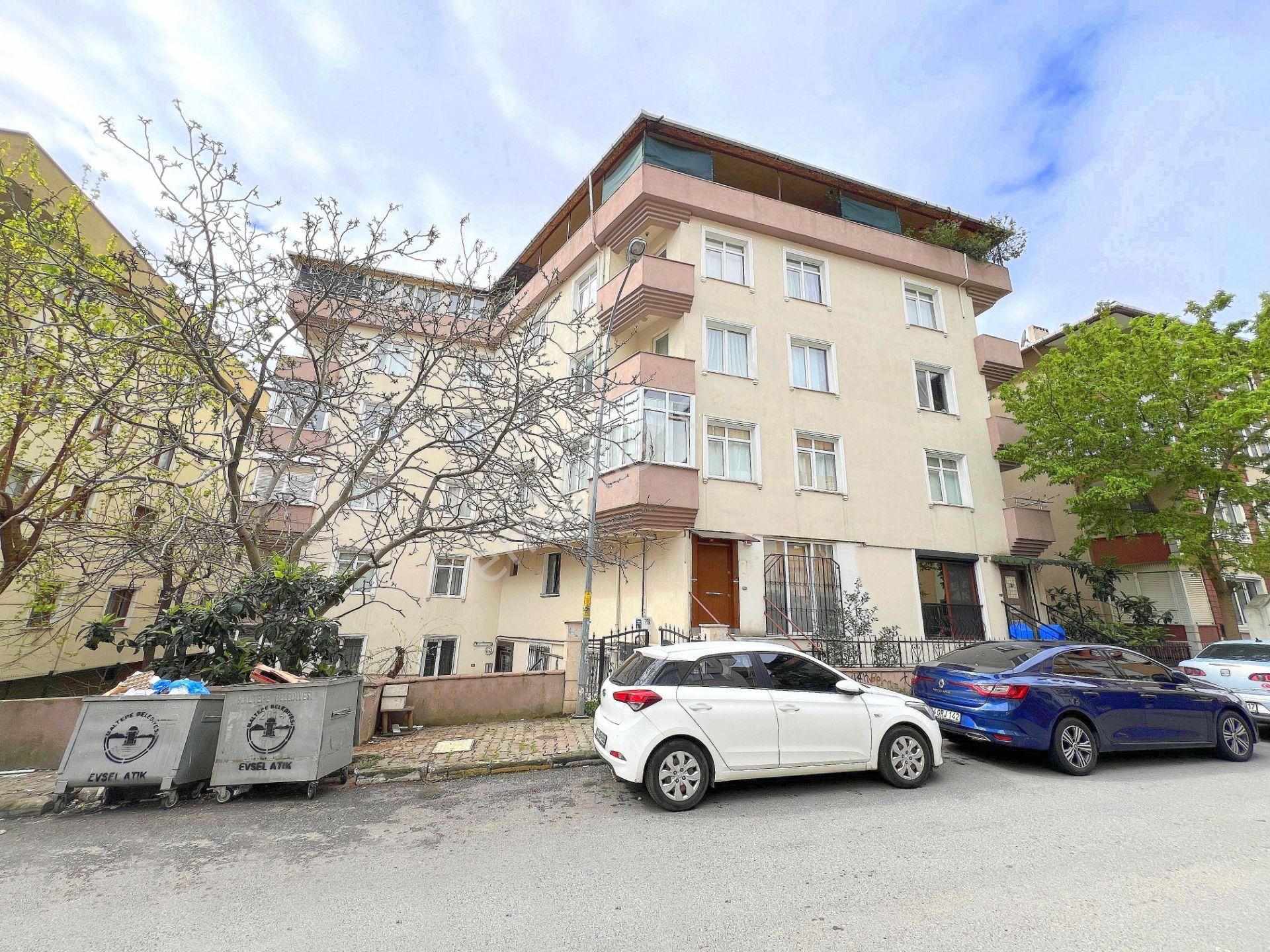 ▃birikim▃ Aydınevler'de Hilltown'a Çok Yakın Ön Cephe Yeni 1+1!!