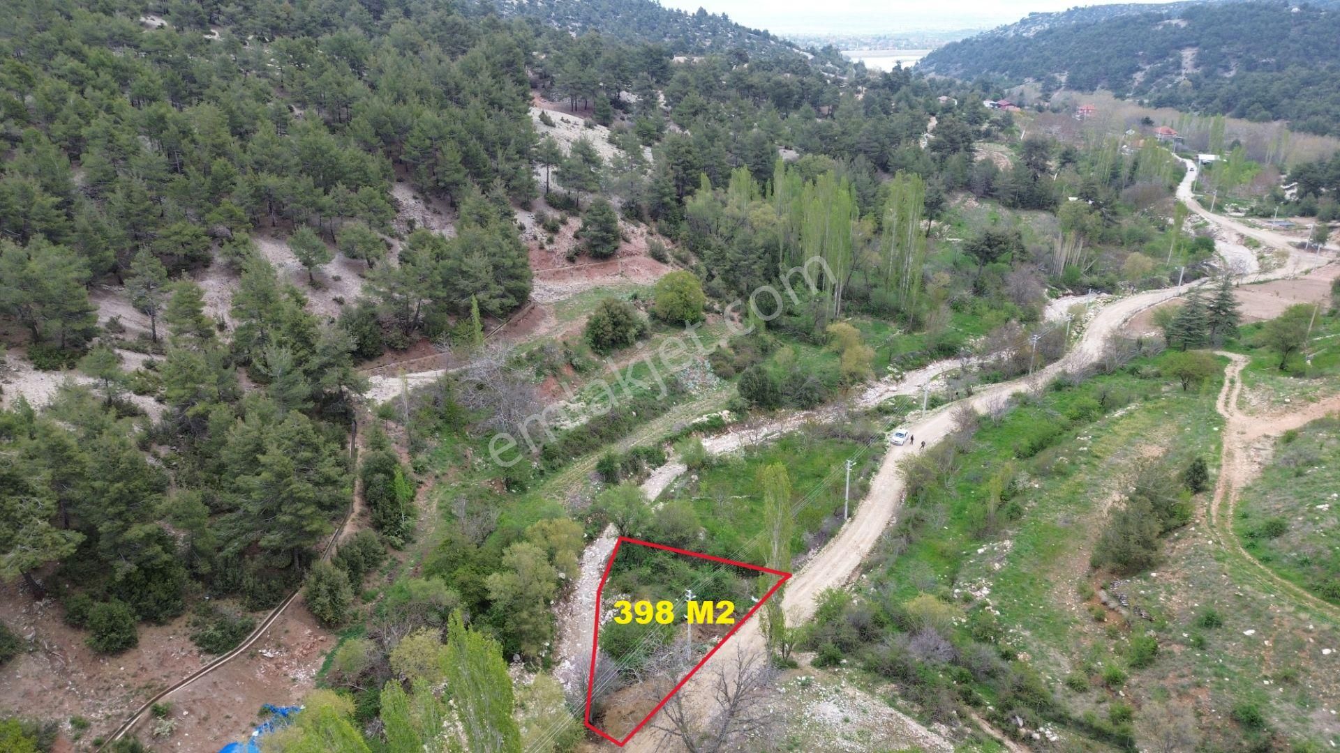 Korkuteli Yeltende Problemsiz En Uygun Fiyata 398 M2 Verimli Tarla