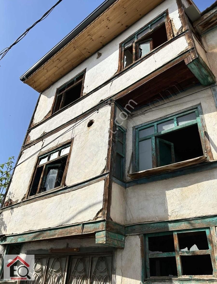 Bilecik Söğüt Tuzaklı Köyünde Satılık Müstakil Ev