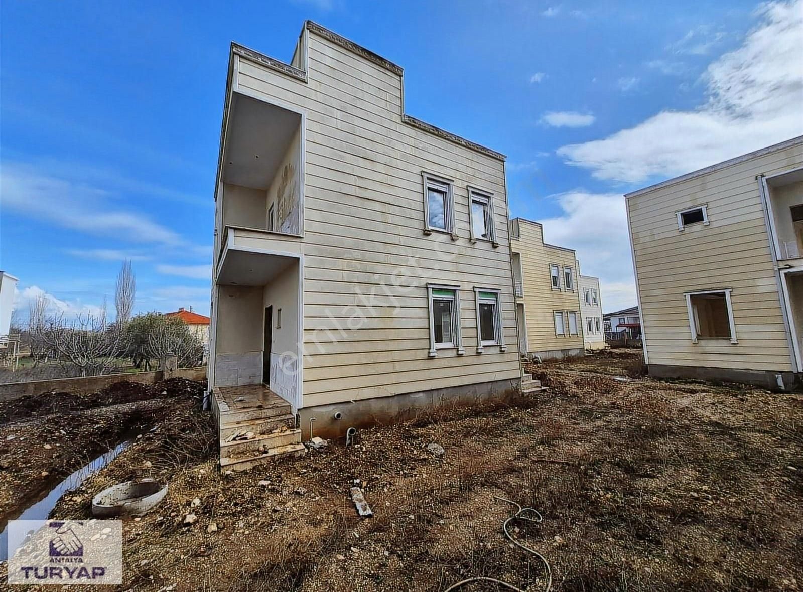 Antalya Bademağacı'nda Satılık %60 Bitmiş 2+1 Dubleks Villa - Görsel 25