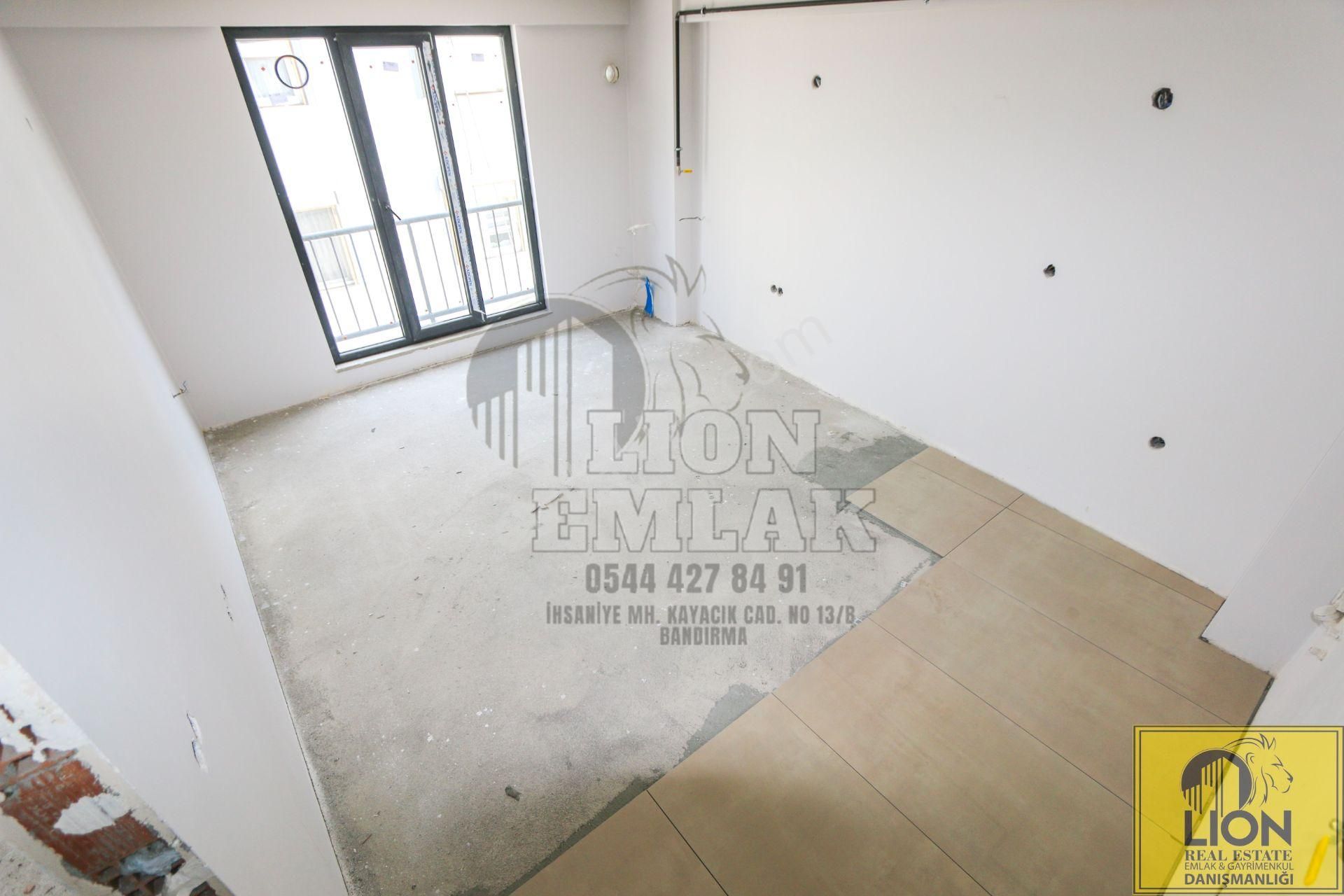 Bandırma Adalet Caddesi Yakını 2+1 Kapalı Otoparklı Daire