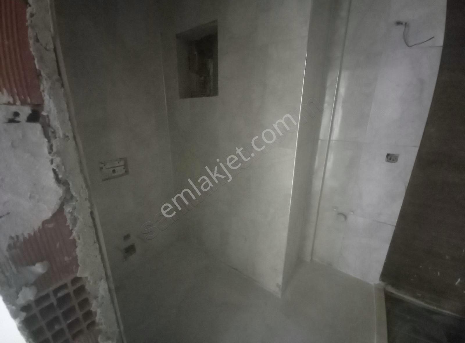 Ermiş Emlaktan Reşatbey Mah Satılık 2+1