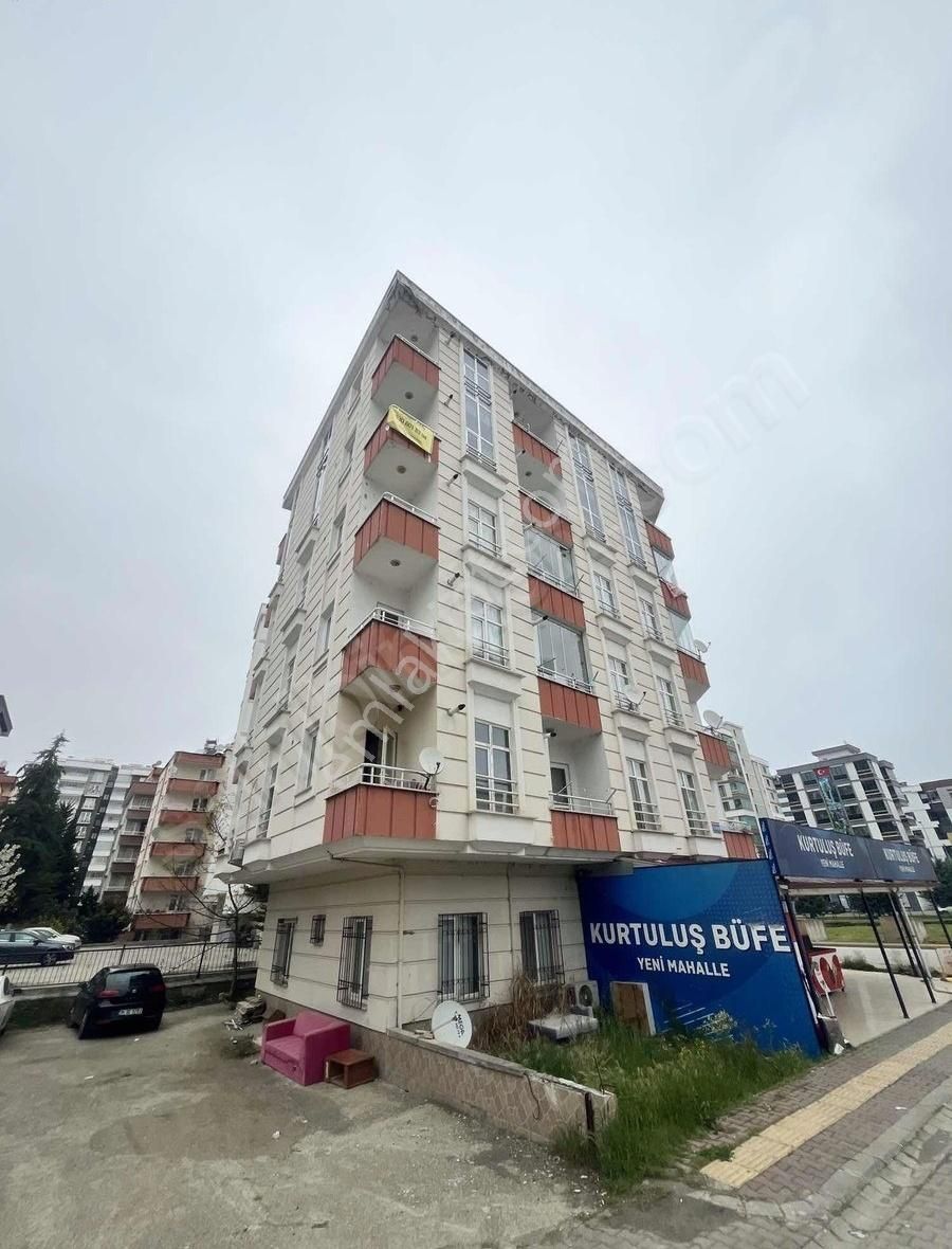 Atakentte Eşyalı Satılık 2+1 Daire
