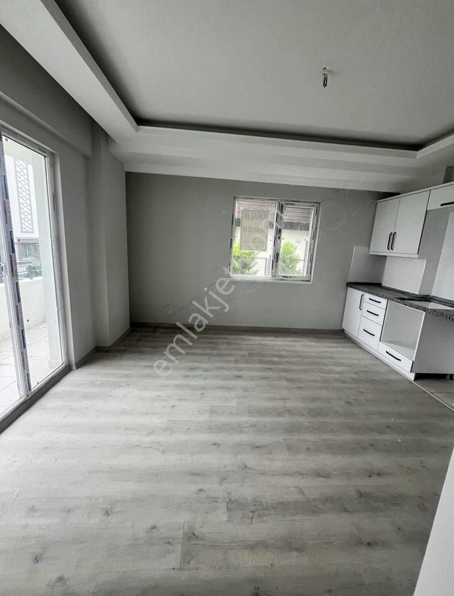 Toplu Konutlarda Kiralık 1+1 Daire