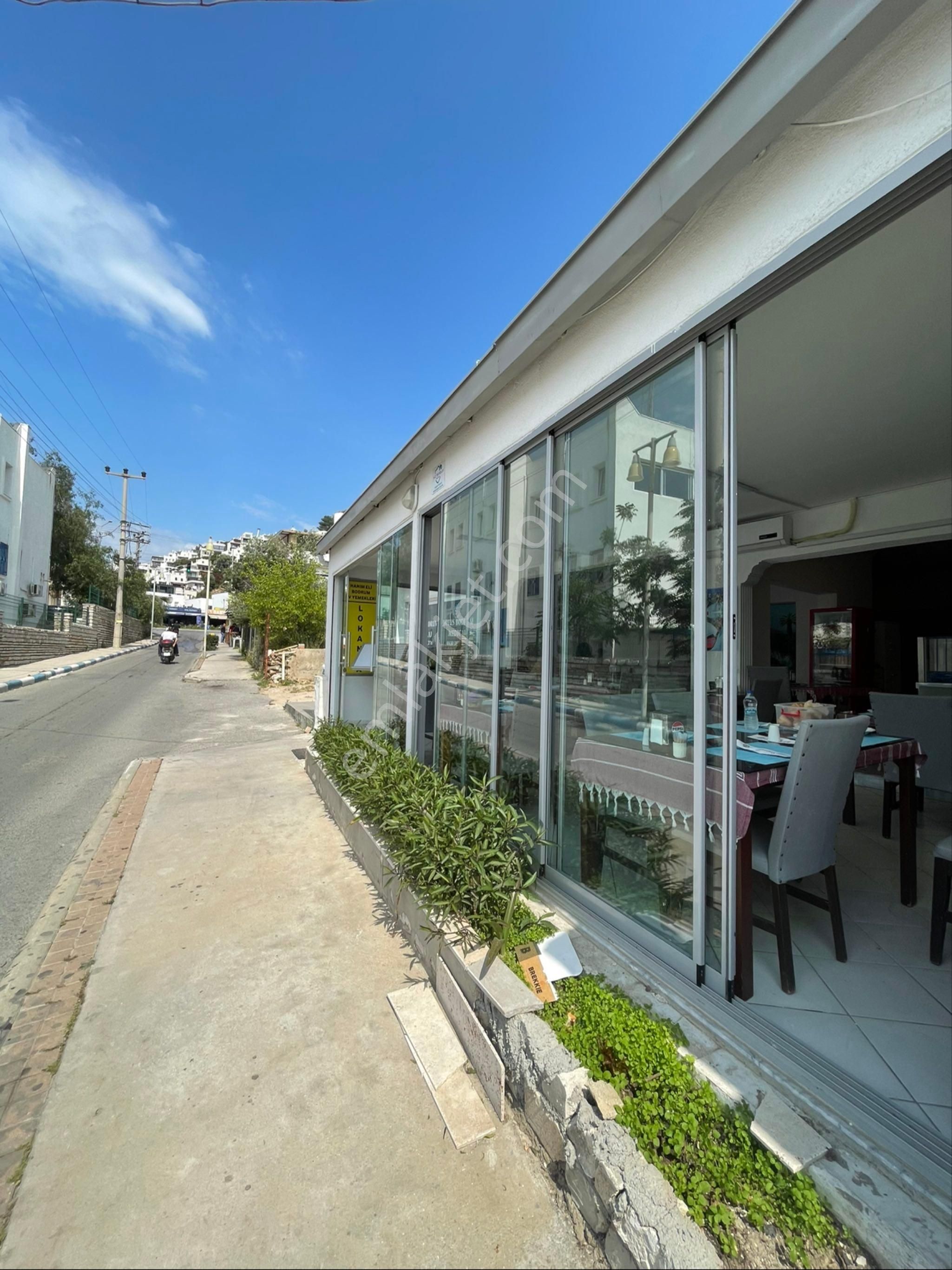 Bodrum Merkezin De Merkezi Konumda İşinin Ustasını Bekleyen Kaçırılmayacak Devren Restorant