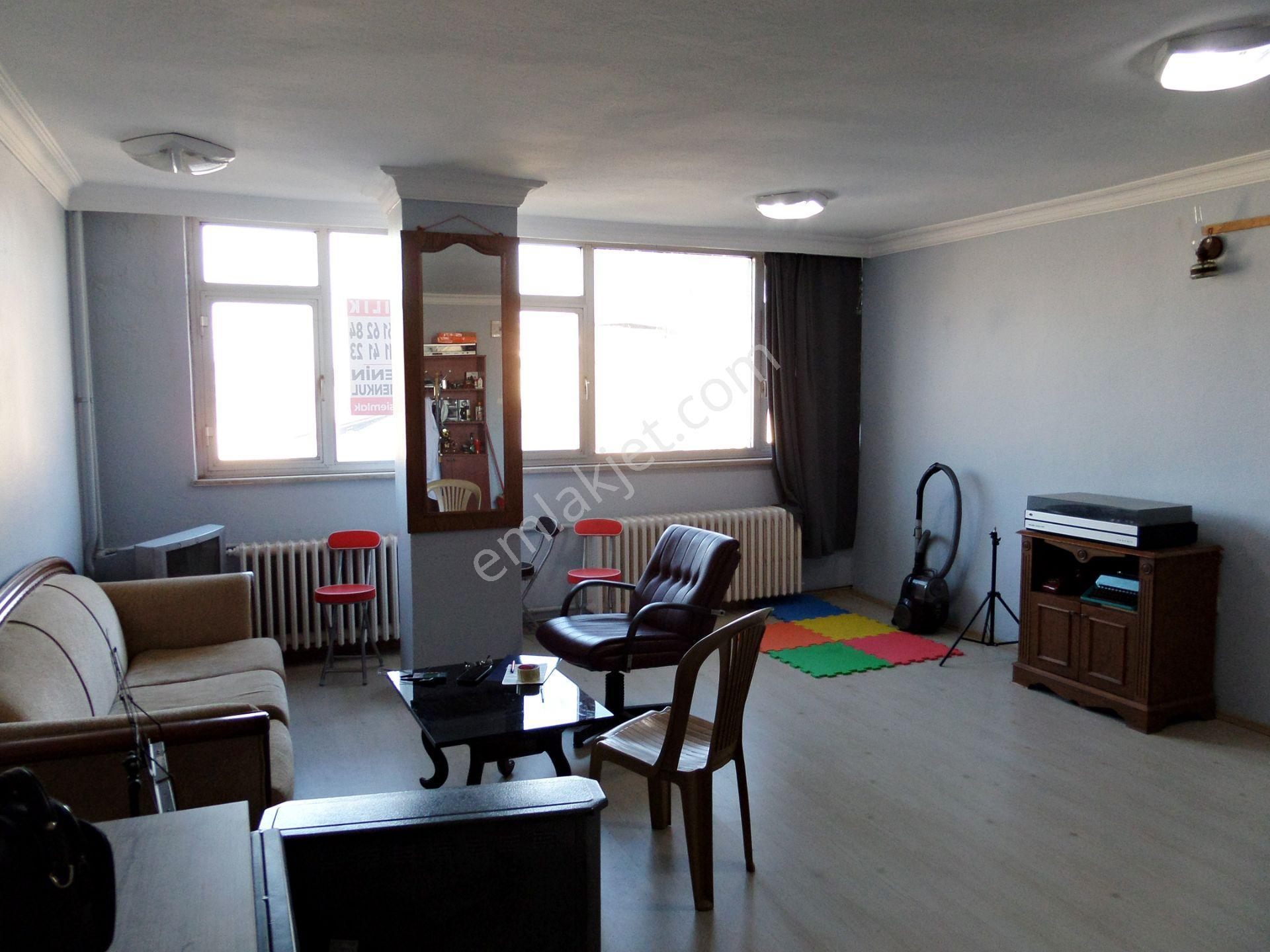İzmit Fethiye Cd. Belediye İşhanı Satılık Eşyalı 35 M2 Ofis/büro - Görsel 14
