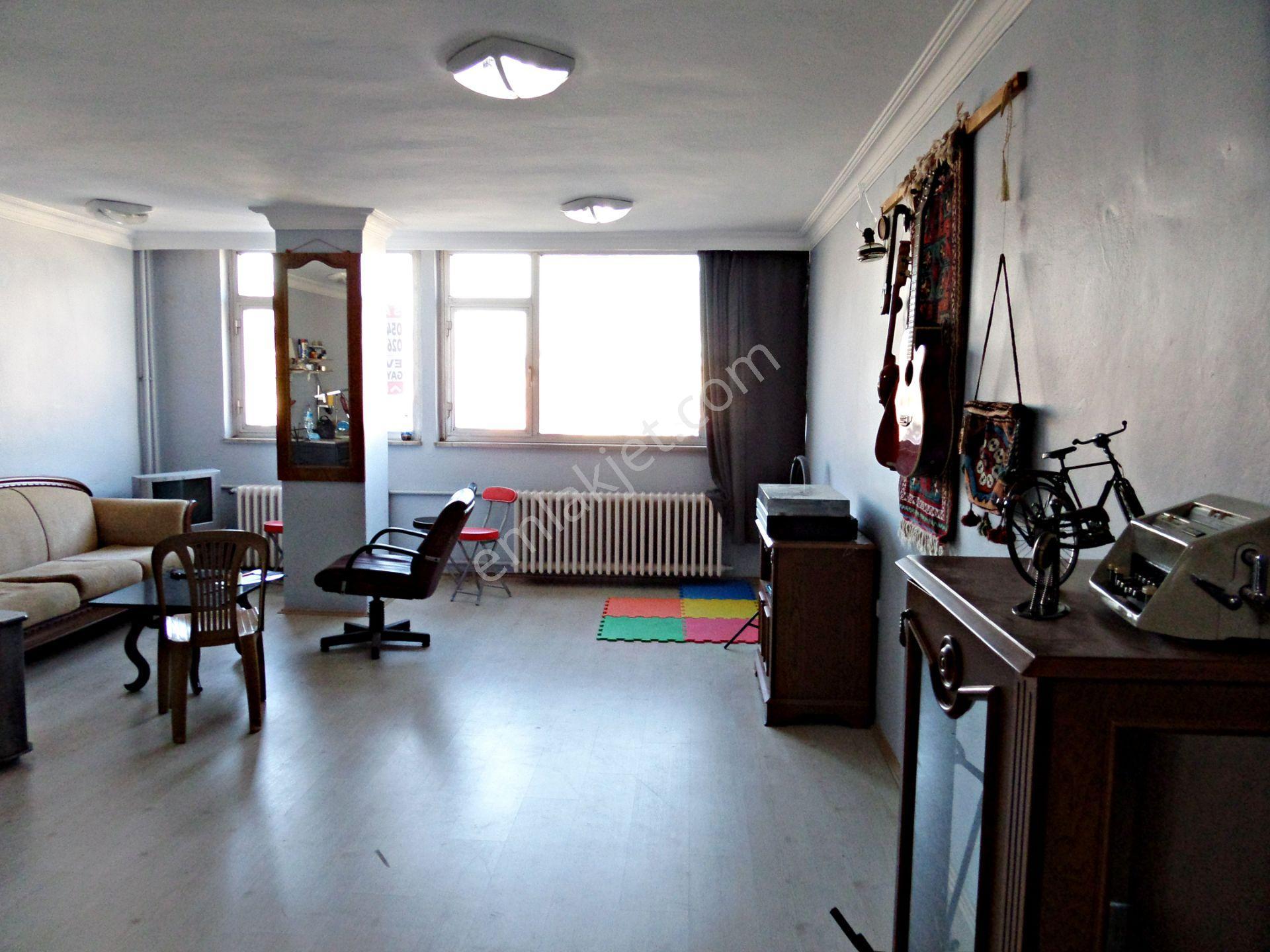 İzmit Fethiye Cd. Belediye İşhanı Satılık Eşyalı 35 M2 Ofis/büro - Görsel 15