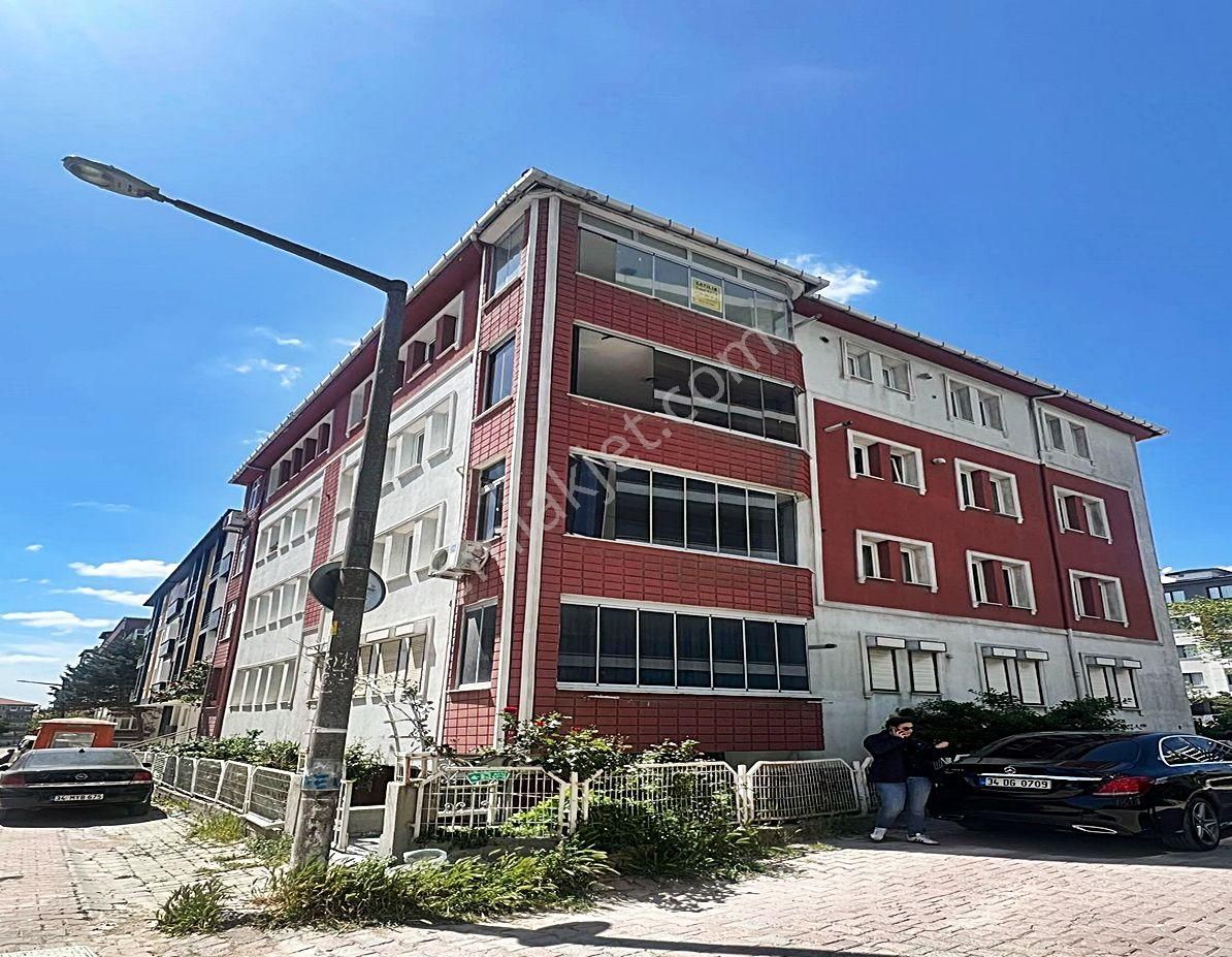 Avcılar/ambarlı Mahallesinde 130 M2 3+1 Devasa Dairemiz Satışta!!!!