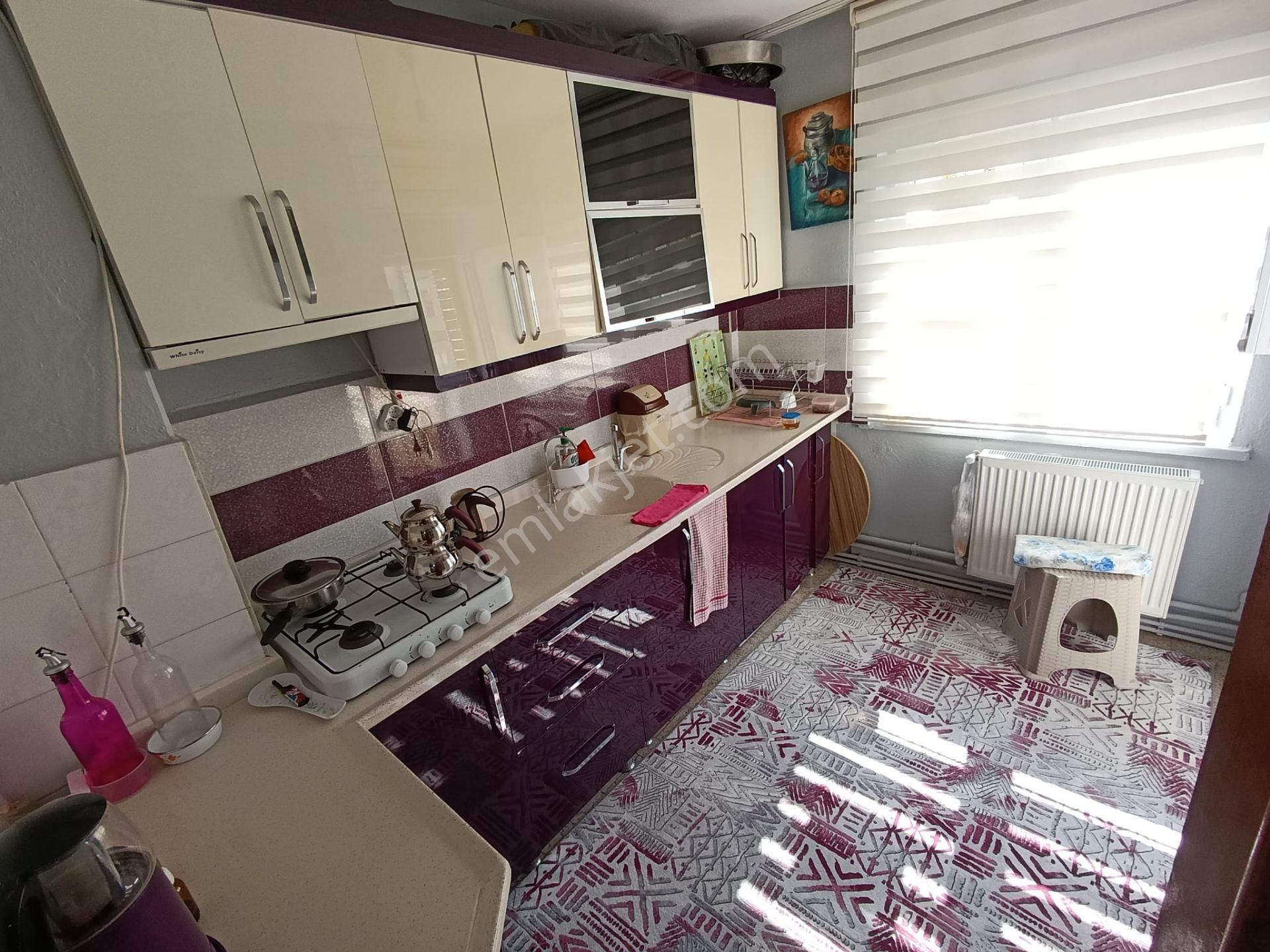 Plevne Mah. 3+1 Ara Katta Ön Cephe Salon Bağımsız Satılık Daire
