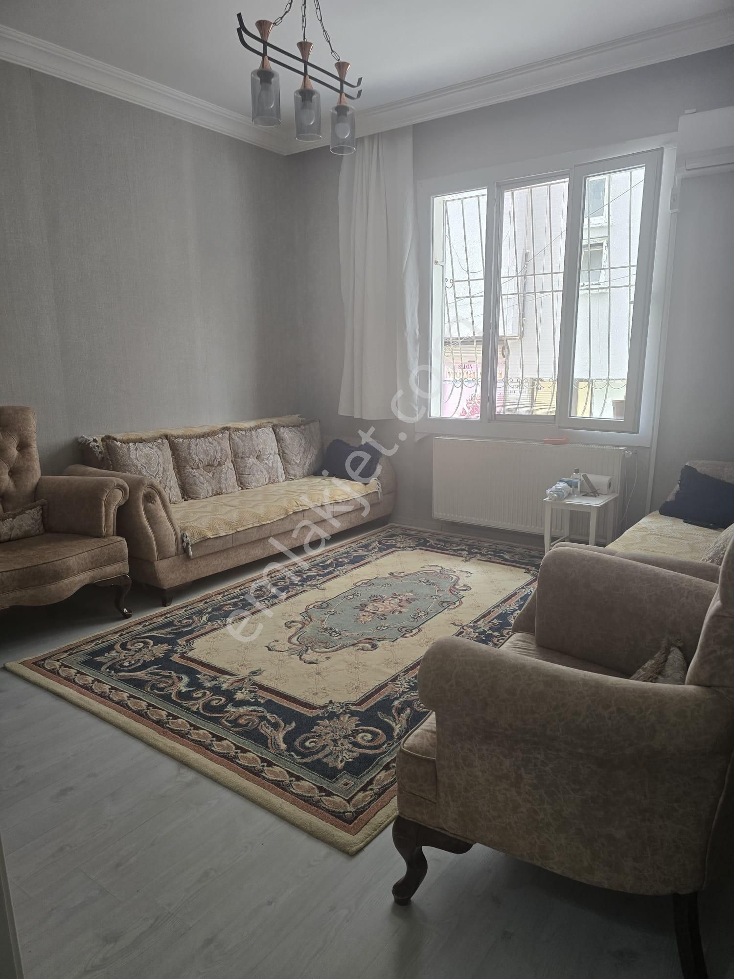 Hanedan Gyo'dan Çağdaş Mahallesinde Satılık 2+1 Kattan Bölme Sorunsuz Daire