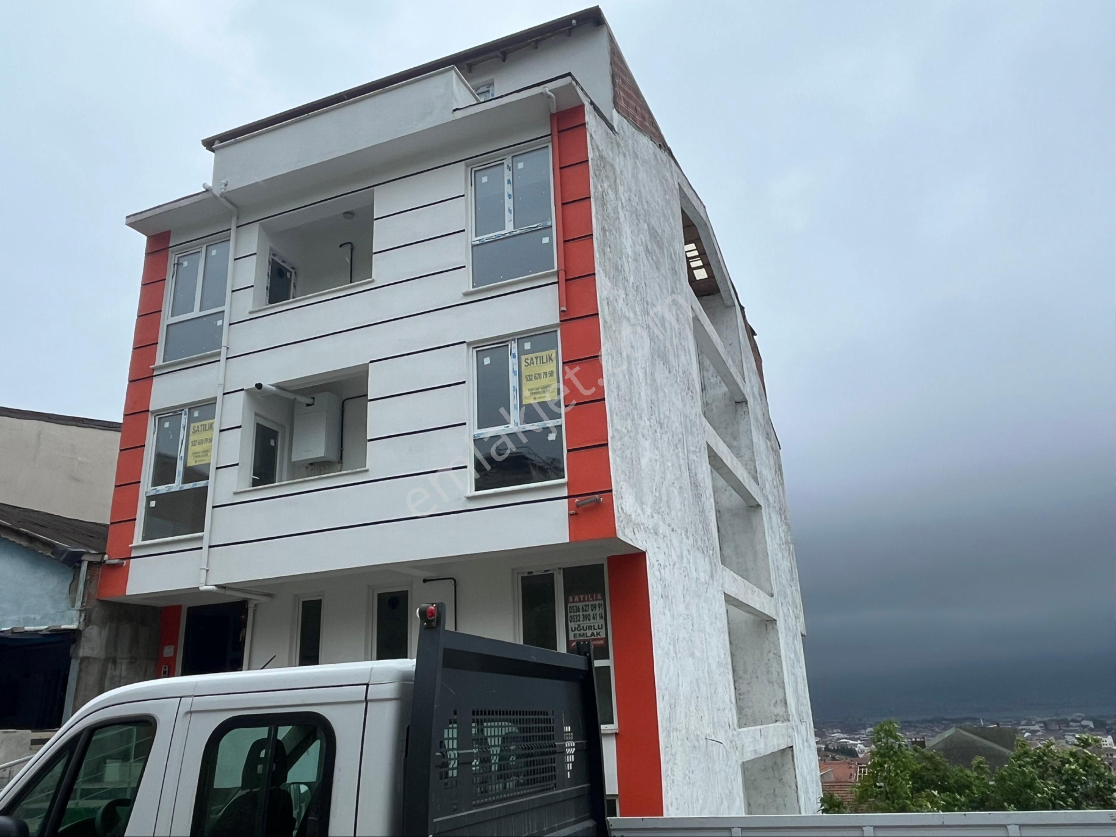 Enka'dan Çamlıtepede Ful Deniz Manzaralı Satılık 2+1 Arakat Satılık Daire