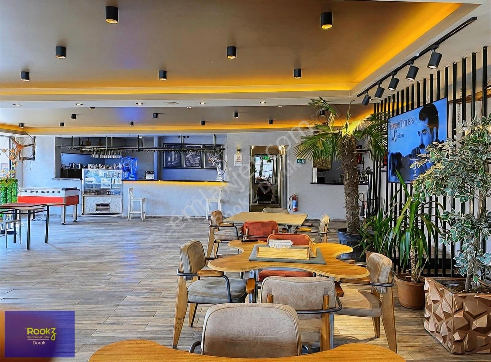 Rookz Doruk'tan Sultanbeyli'de Merkezi Devren Kiralık Kafe!!!!