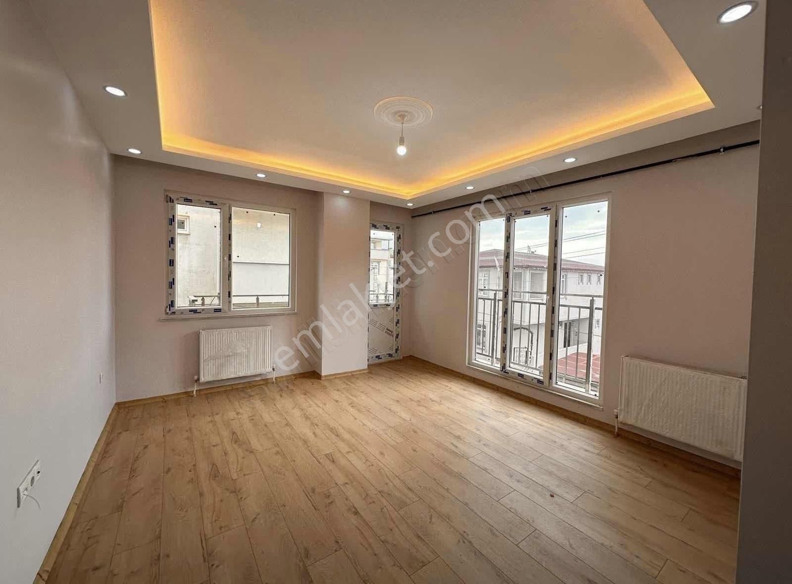 Bağlarbaşında Satılık 2+1 90 M2 Arakat Daire