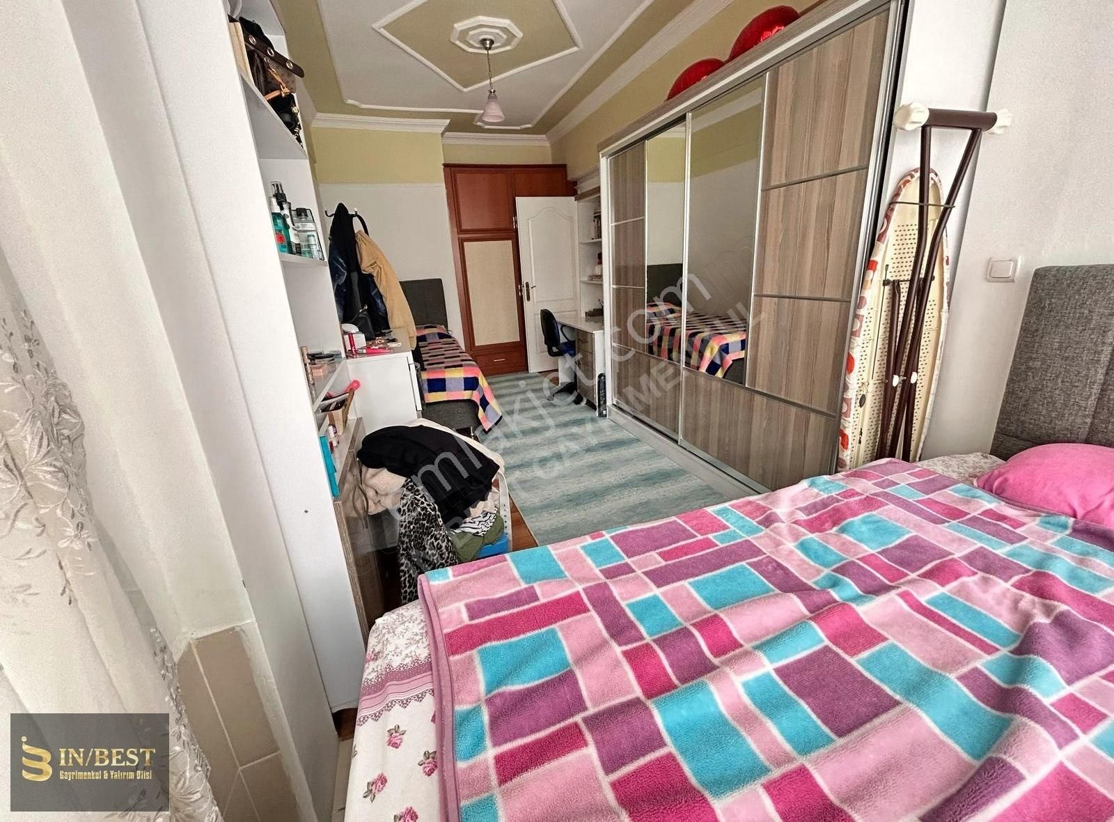 Balkon Keyfini Sevenlere Müjde Ayrı Mutfaklı 2+1 Arakat