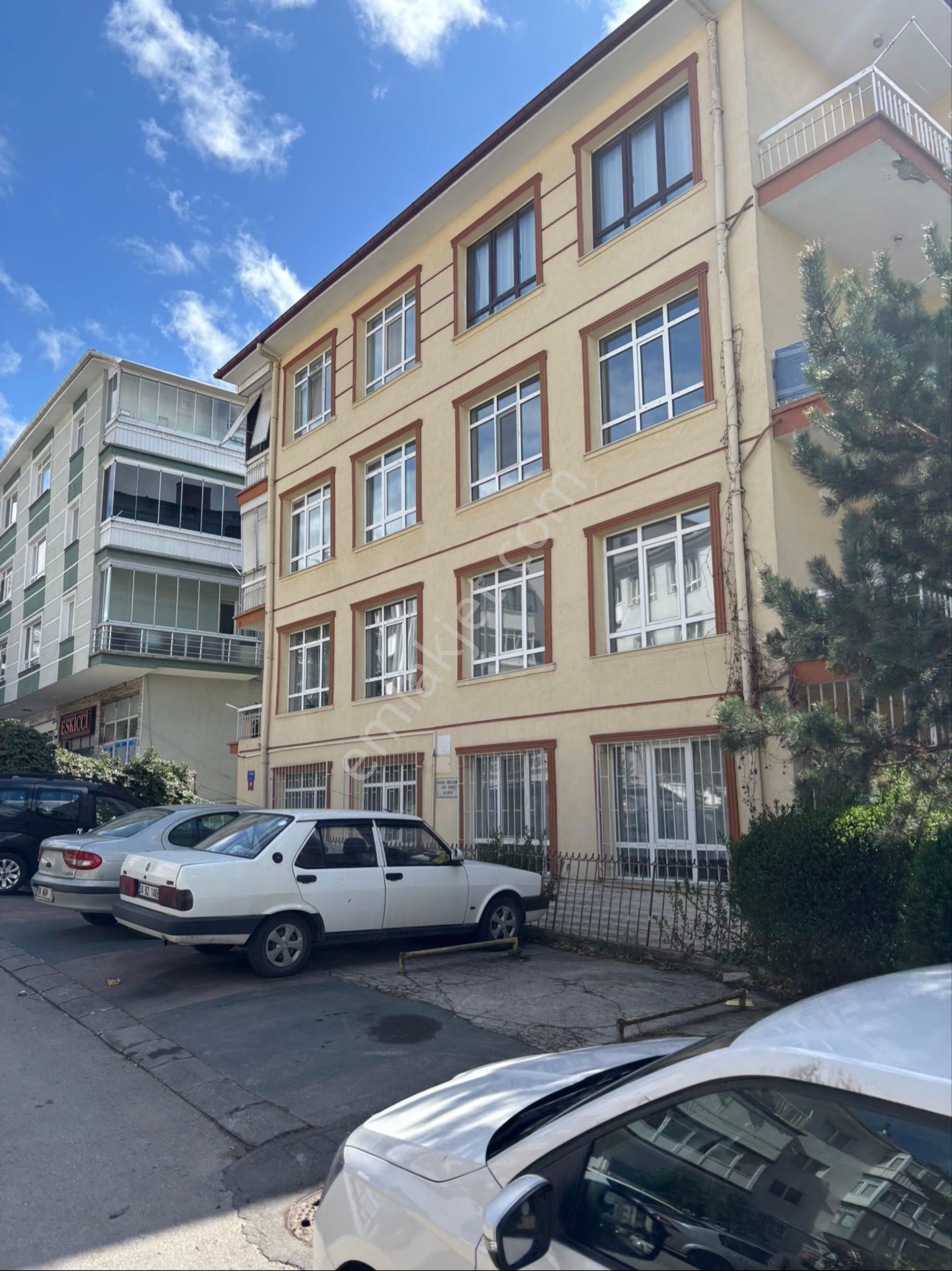 Dikmen’de Kiralık Daire